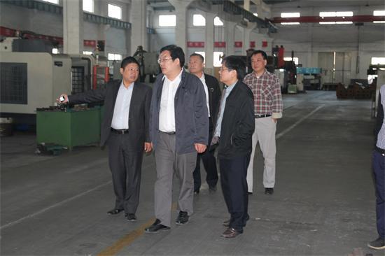 棗莊市科技局局長(zhǎng)付廷安來(lái)我公司視察指導(dǎo)