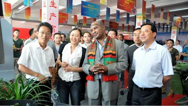 贊比亞前副總統(tǒng)盧潘多·姆瓦佩來(lái)滕